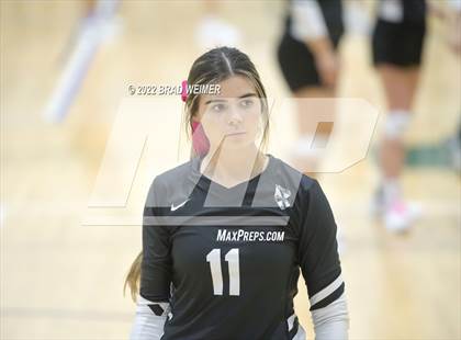 Thumbnail 2 in Dominican vs Teurlings Catholic (Thibodaux Regional Wellness Center) photogallery.