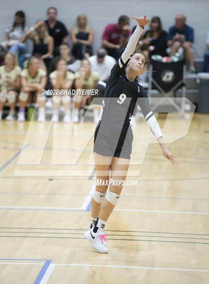 Thumbnail 3 in Dominican vs Teurlings Catholic (Thibodaux Regional Wellness Center) photogallery.