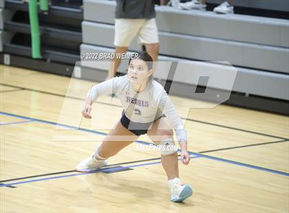 Thumbnail 3 in Dominican vs Teurlings Catholic (Thibodaux Regional Wellness Center) photogallery.