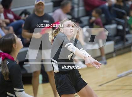 Thumbnail 3 in Dominican vs Teurlings Catholic (Thibodaux Regional Wellness Center) photogallery.