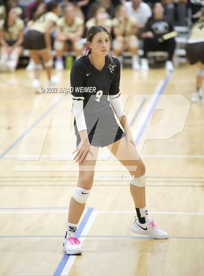 Thumbnail 2 in Dominican vs Teurlings Catholic (Thibodaux Regional Wellness Center) photogallery.