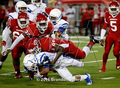 Thumbnail 3 in Lanier vs Lee (Montgomery Public Schools Kickoff Classic) photogallery.