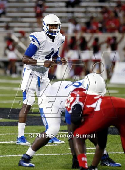 Thumbnail 3 in Lanier vs Lee (Montgomery Public Schools Kickoff Classic) photogallery.