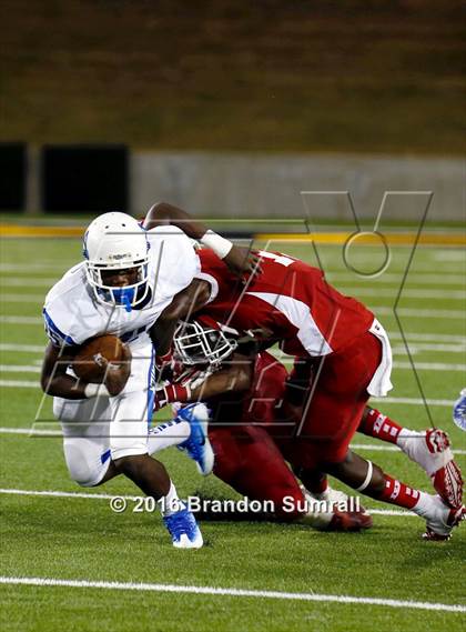 Thumbnail 2 in Lanier vs Lee (Montgomery Public Schools Kickoff Classic) photogallery.