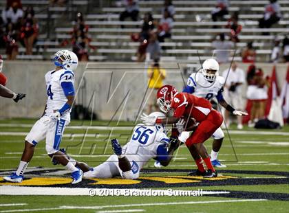 Thumbnail 2 in Lanier vs Lee (Montgomery Public Schools Kickoff Classic) photogallery.