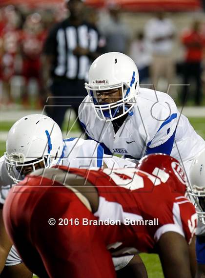 Thumbnail 3 in Lanier vs Lee (Montgomery Public Schools Kickoff Classic) photogallery.