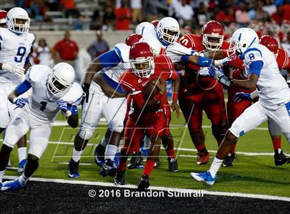 Thumbnail 3 in Lanier vs Lee (Montgomery Public Schools Kickoff Classic) photogallery.