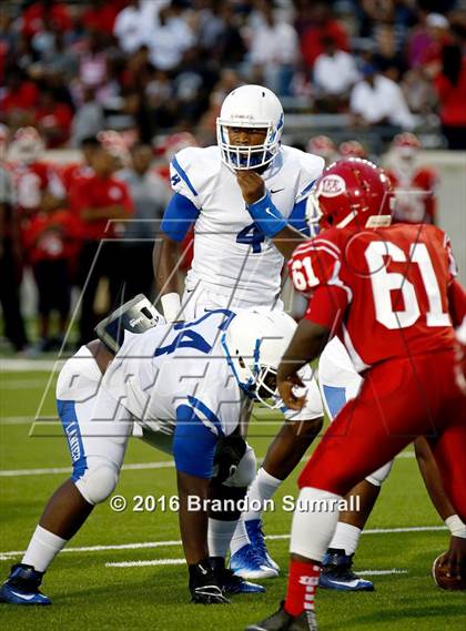 Thumbnail 1 in Lanier vs Lee (Montgomery Public Schools Kickoff Classic) photogallery.