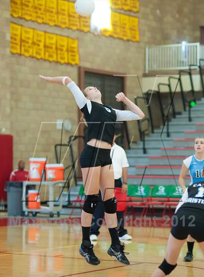 Thumbnail 2 in Calvin Christian vs Tri-City Christian (CIF SDS D5 Final) photogallery.