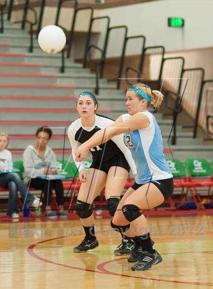 Thumbnail 1 in Calvin Christian vs Tri-City Christian (CIF SDS D5 Final) photogallery.