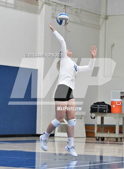 Thumbnail 2 in Live Oak @ Gilroy photogallery.