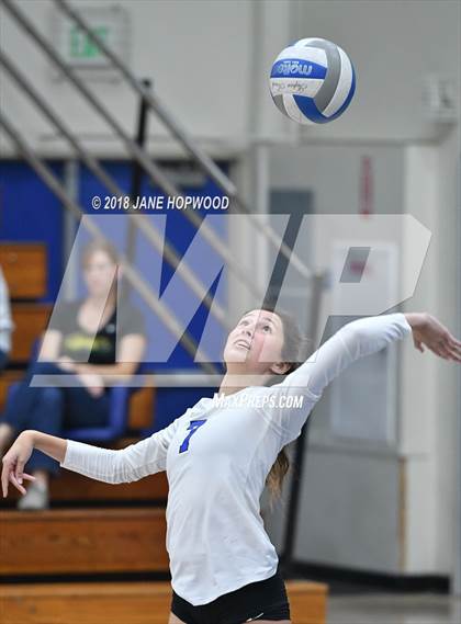Thumbnail 2 in Live Oak @ Gilroy photogallery.