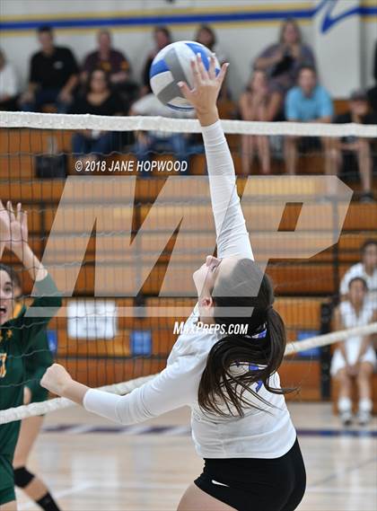 Thumbnail 1 in Live Oak @ Gilroy photogallery.