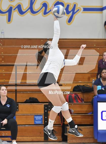 Thumbnail 1 in Live Oak @ Gilroy photogallery.
