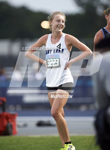 Thumbnail 1 in FHSAA Class 4A Final (3200m) photogallery.