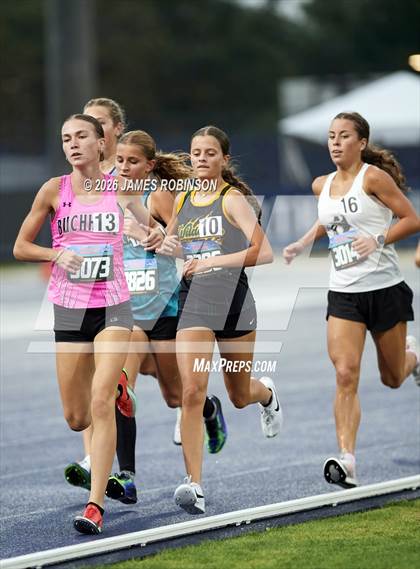 Thumbnail 2 in FHSAA Class 4A Final (3200m) photogallery.