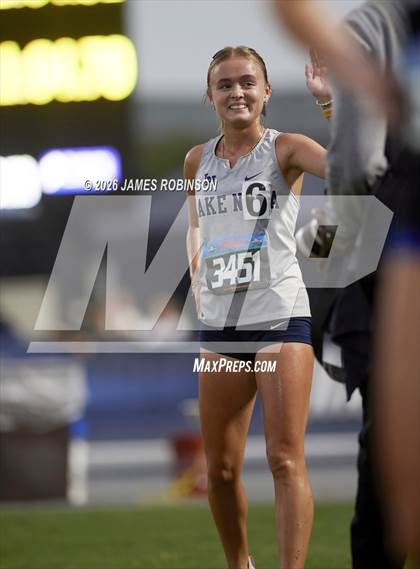 Thumbnail 2 in FHSAA Class 4A Final (3200m) photogallery.