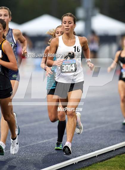 Thumbnail 2 in FHSAA Class 4A Final (3200m) photogallery.