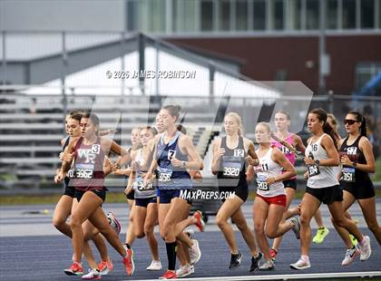 Thumbnail 2 in FHSAA Class 4A Final (3200m) photogallery.