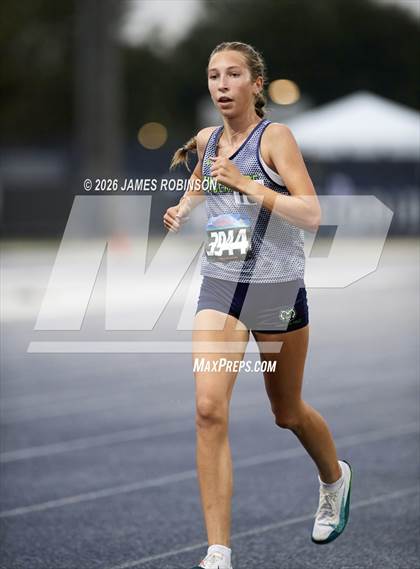 Thumbnail 3 in FHSAA Class 4A Final (3200m) photogallery.