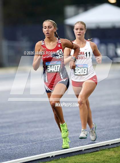 Thumbnail 3 in FHSAA Class 4A Final (3200m) photogallery.