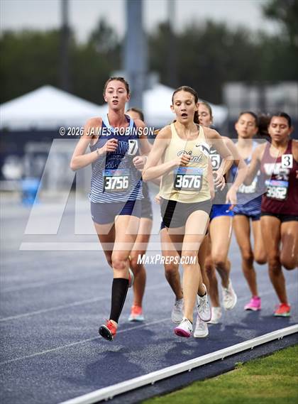 Thumbnail 1 in FHSAA Class 4A Final (3200m) photogallery.