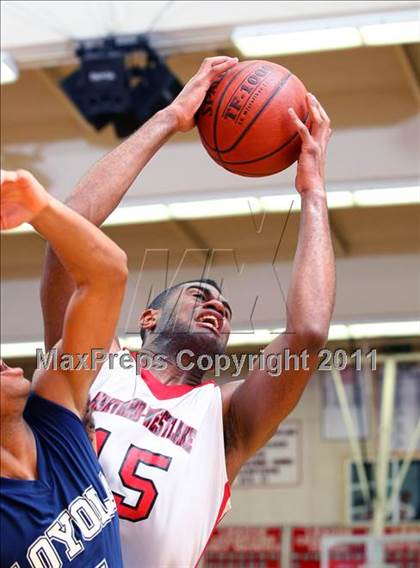 Thumbnail 2 in Loyola @ Harvard-Westlake photogallery.