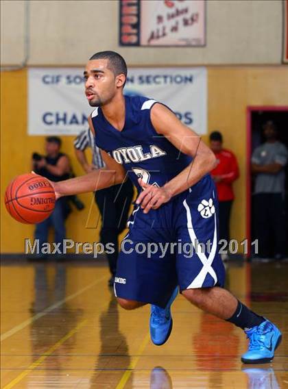 Thumbnail 1 in Loyola @ Harvard-Westlake photogallery.