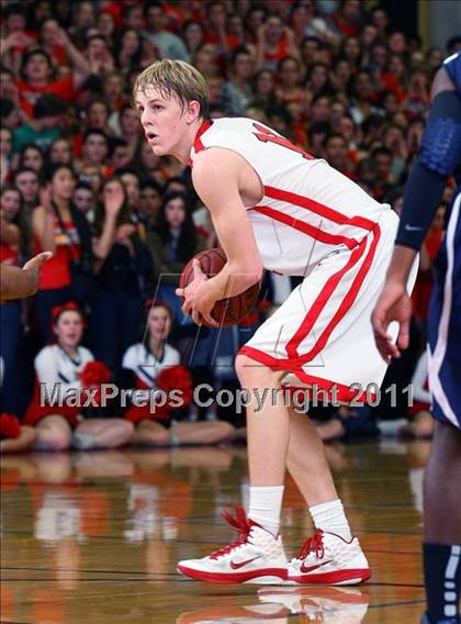 Thumbnail 1 in Loyola @ Harvard-Westlake photogallery.