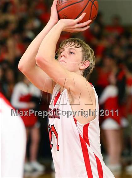 Thumbnail 2 in Loyola @ Harvard-Westlake photogallery.