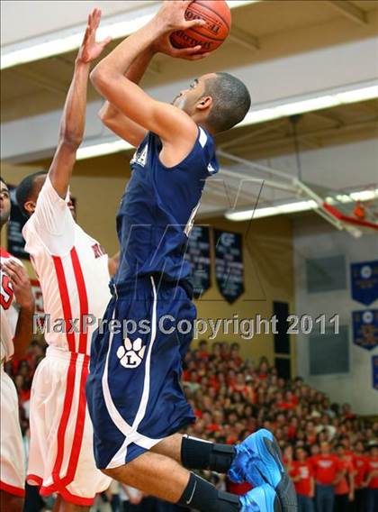 Thumbnail 2 in Loyola @ Harvard-Westlake photogallery.