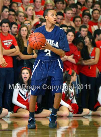 Thumbnail 1 in Loyola @ Harvard-Westlake photogallery.