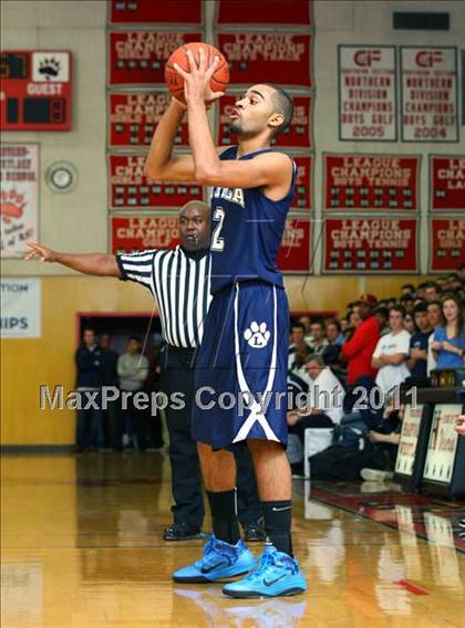 Thumbnail 2 in Loyola @ Harvard-Westlake photogallery.