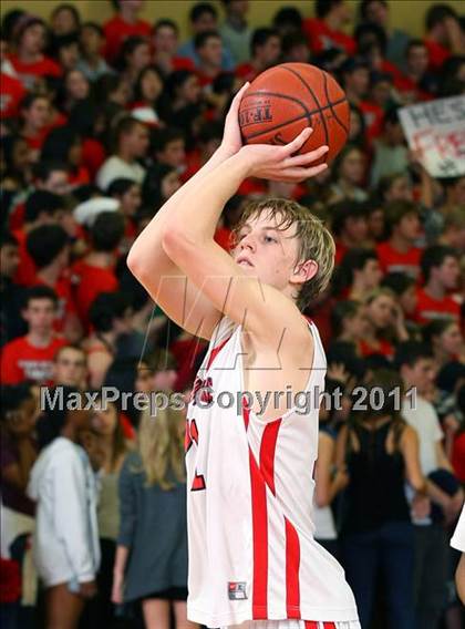 Thumbnail 1 in Loyola @ Harvard-Westlake photogallery.