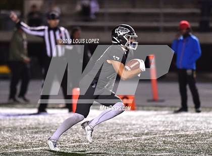 Thumbnail 2 in De La Salle vs. St. John Bosco (CIF State Open Division Championship) photogallery.