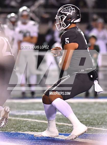 Thumbnail 2 in De La Salle vs. St. John Bosco (CIF State Open Division Championship) photogallery.