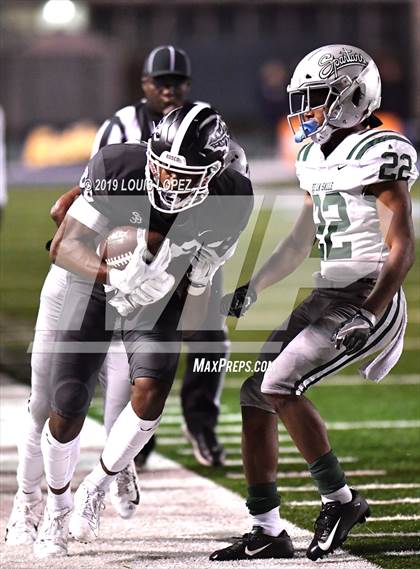 Thumbnail 2 in De La Salle vs. St. John Bosco (CIF State Open Division Championship) photogallery.