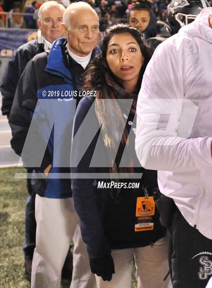 Thumbnail 3 in De La Salle vs. St. John Bosco (CIF State Open Division Championship) photogallery.