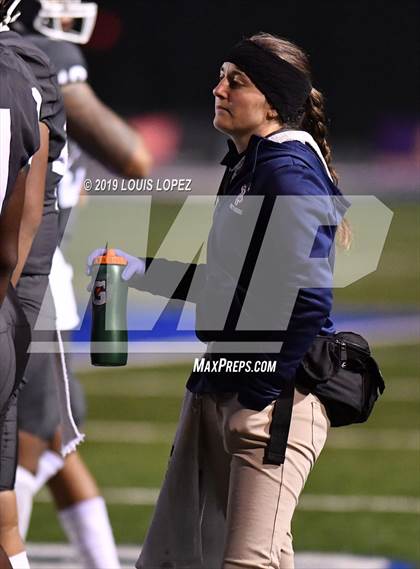 Thumbnail 1 in De La Salle vs. St. John Bosco (CIF State Open Division Championship) photogallery.