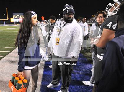 Thumbnail 2 in De La Salle vs. St. John Bosco (CIF State Open Division Championship) photogallery.