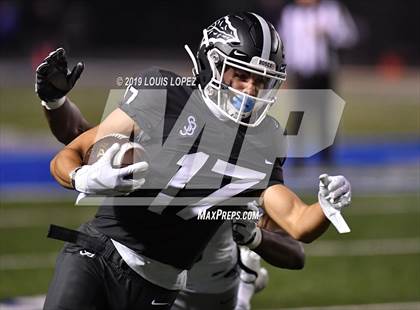 Thumbnail 3 in De La Salle vs. St. John Bosco (CIF State Open Division Championship) photogallery.
