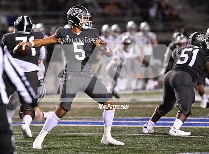 Thumbnail 1 in De La Salle vs. St. John Bosco (CIF State Open Division Championship) photogallery.
