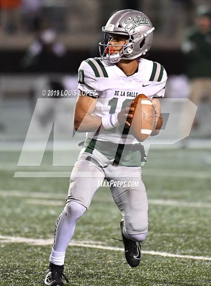 Thumbnail 2 in De La Salle vs. St. John Bosco (CIF State Open Division Championship) photogallery.