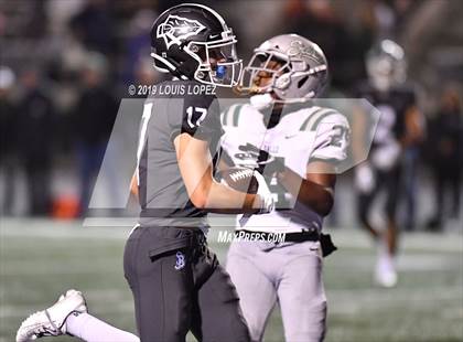 Thumbnail 2 in De La Salle vs. St. John Bosco (CIF State Open Division Championship) photogallery.