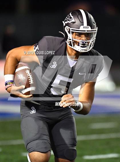 Thumbnail 2 in De La Salle vs. St. John Bosco (CIF State Open Division Championship) photogallery.