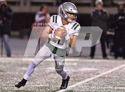 Thumbnail 2 in De La Salle vs. St. John Bosco (CIF State Open Division Championship) photogallery.