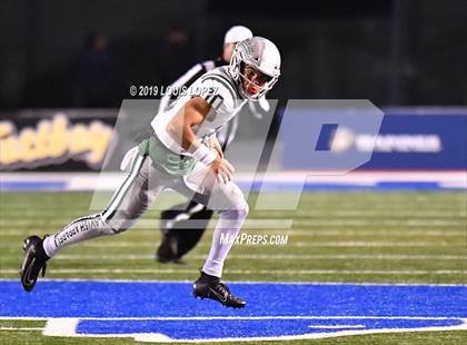 Thumbnail 3 in De La Salle vs. St. John Bosco (CIF State Open Division Championship) photogallery.