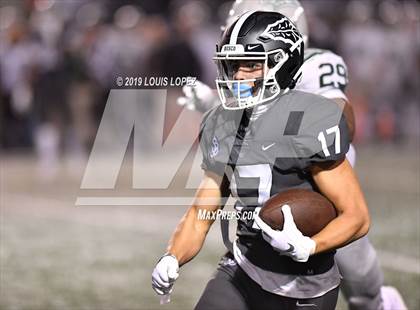 Thumbnail 3 in De La Salle vs. St. John Bosco (CIF State Open Division Championship) photogallery.