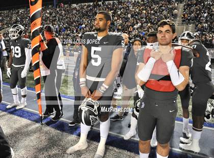 Thumbnail 2 in De La Salle vs. St. John Bosco (CIF State Open Division Championship) photogallery.