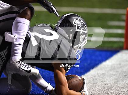 Thumbnail 2 in De La Salle vs. St. John Bosco (CIF State Open Division Championship) photogallery.